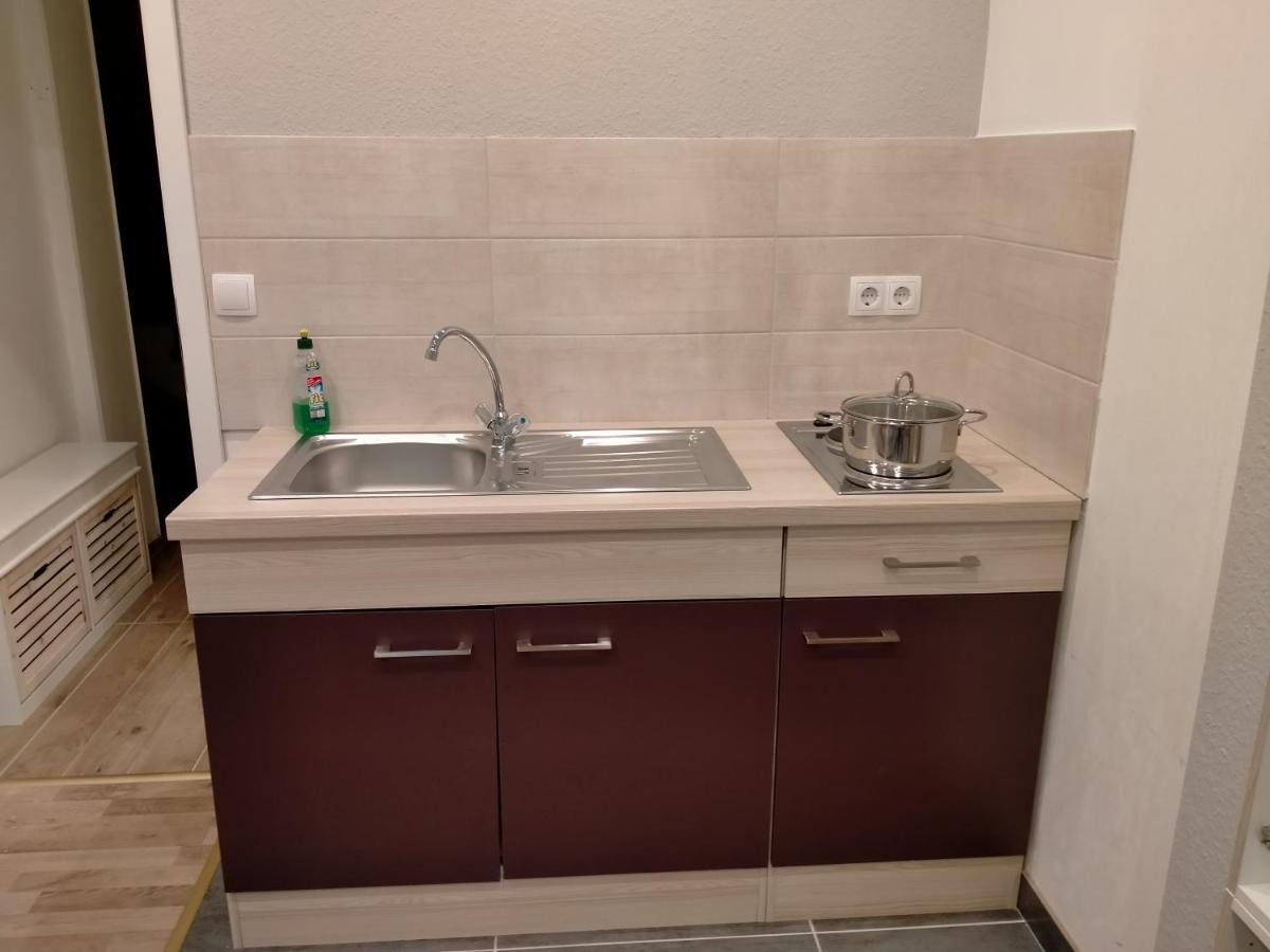 Ferienwohnung Macfewo Im Zentrum Von Mayen Extérieur photo